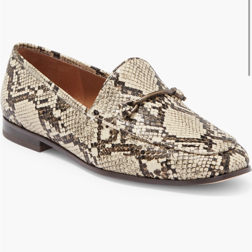 New Andrea Snakeskin Pattern Loafers